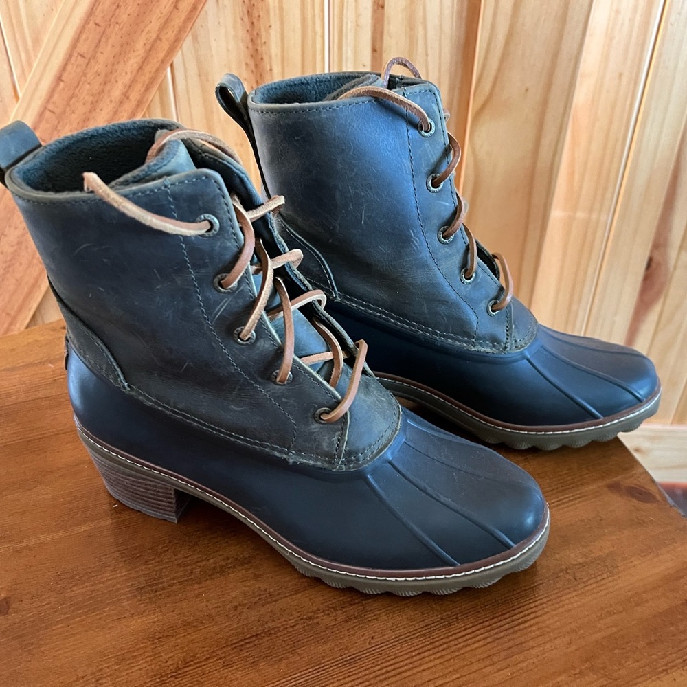 Sperry Heel Boots NEW